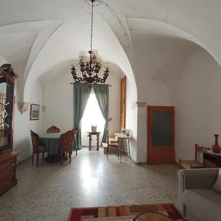 Casa Di Alessia Apartment *